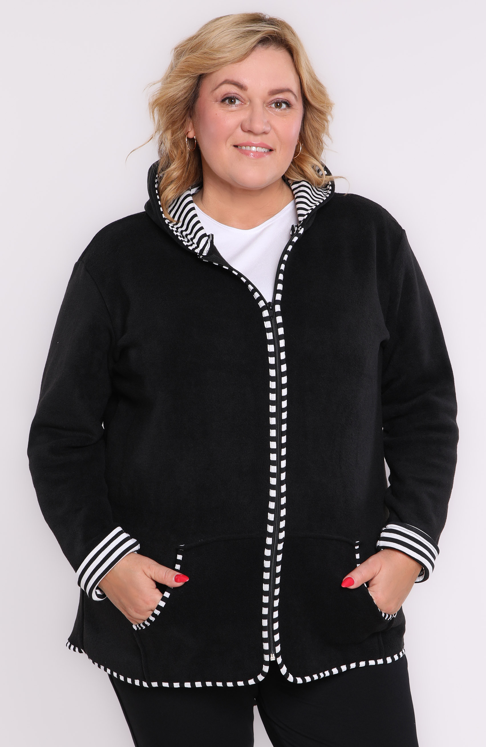 Czarna bluza z polaru